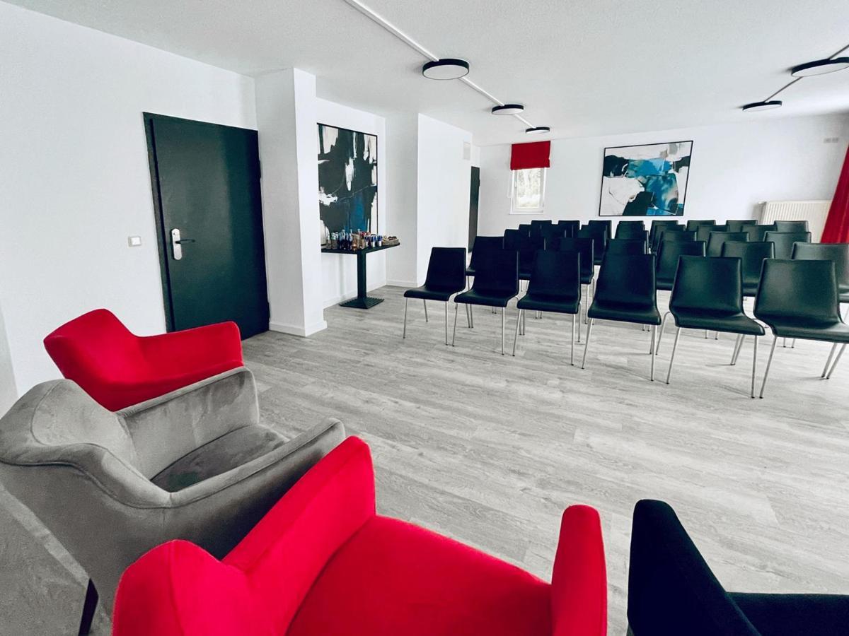 Dormero Hotel Хойерсверда Экстерьер фото