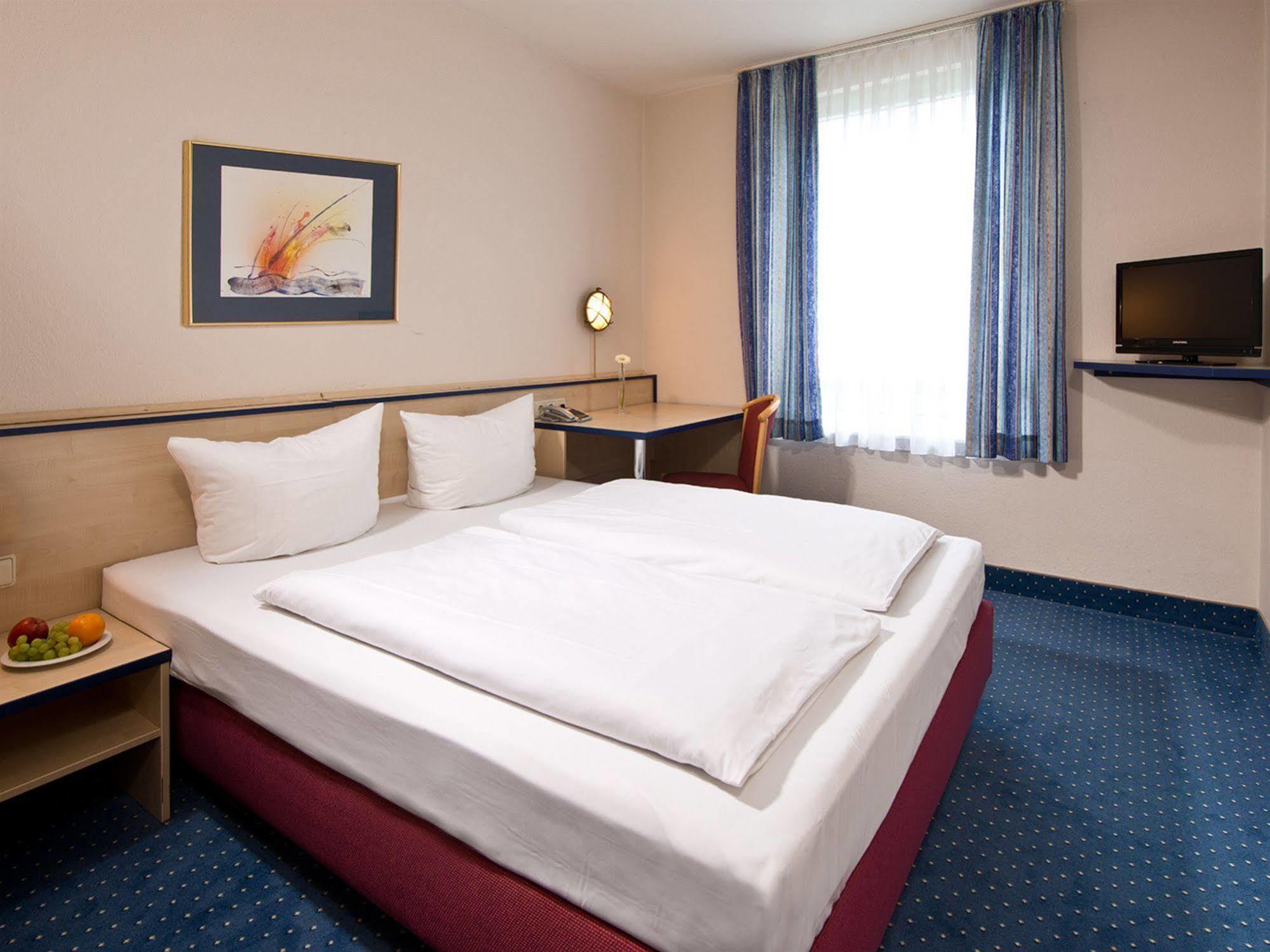 Dormero Hotel Хойерсверда Экстерьер фото